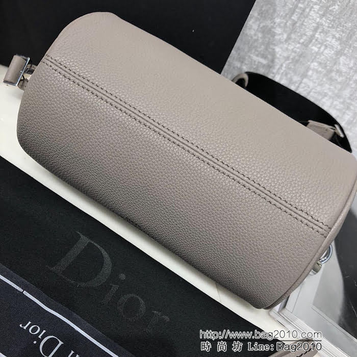DIOR迪奧 專櫃同款 小圓筒挎包  zdo1031